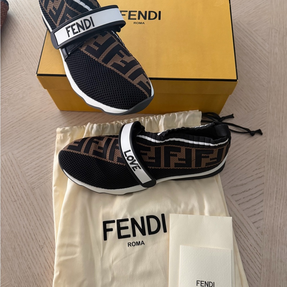 Fendi Roma Sneaker Filato 1 Riga Banda - Picture 12 of 12